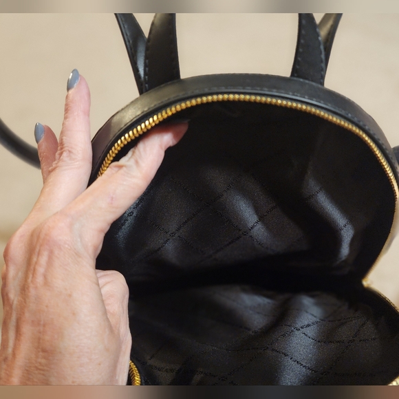 Michael Kors Black Pebbled Leather Backpack Gold Hardware NWT $498 - Picture 5 of 10